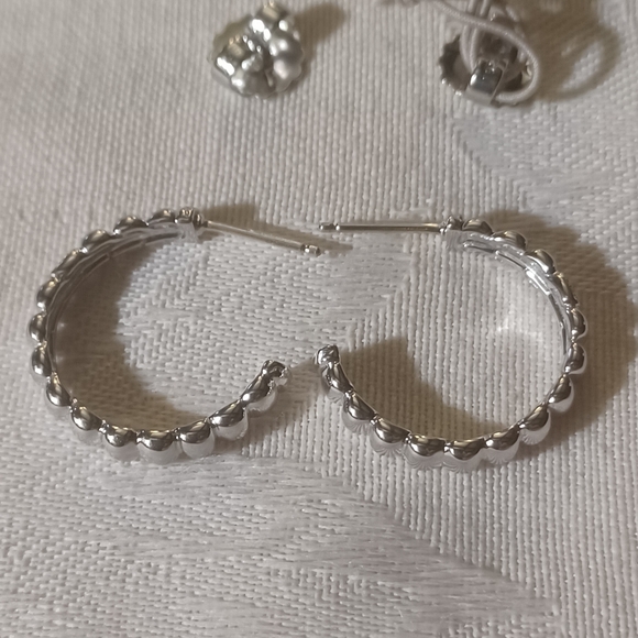 NWT, John Hardy Bedeg Diamond Pave Small Hoop Earrings, SS - Picture 6 of 11